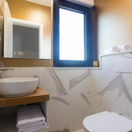아파트 Beachfront House Olbia With Private Parking *