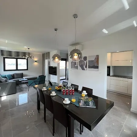 아파트 Beachfront House Olbia With Private Parking *